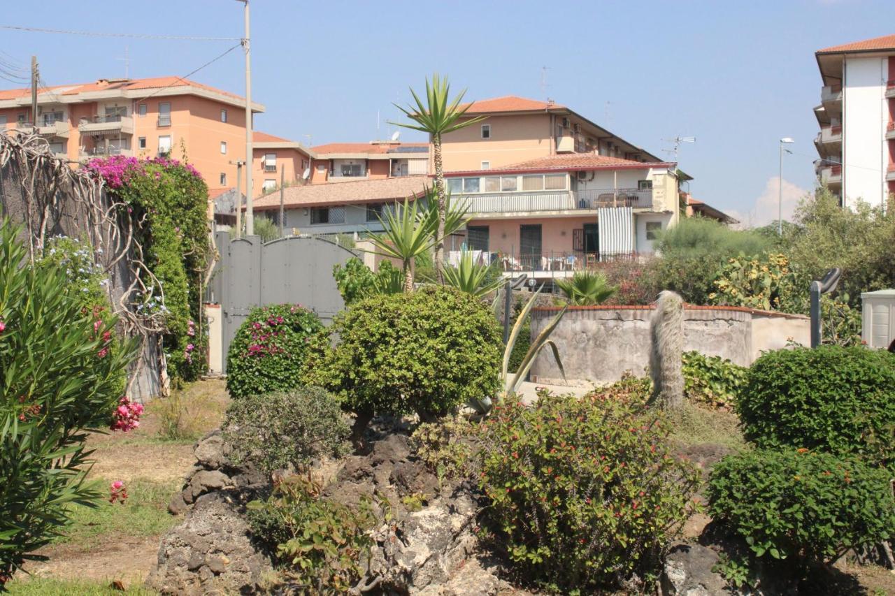 Villa Sicilia Apartment Catania Exterior photo